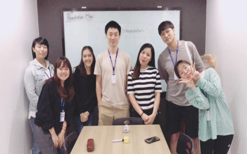 เรียนภาษาอังกฤษธุรกิจดีไหม เสริมอนาคตการงานดีจริงหรือเปล่า