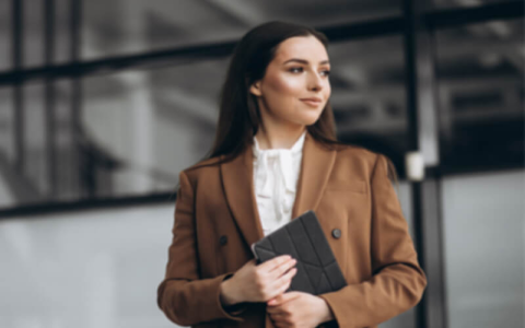 เรียนภาษาอังกฤษธุรกิจดีไหม คุ้มค่าไหม มีประโยชน์แบบเห็นได้ชัด!