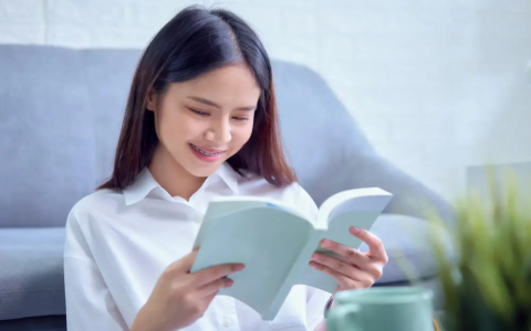 ไม่มีพื้นฐานอยากพูดอังกฤษได้ ควรเริ่มเรียนภาษาอังกฤษจากตรงไหนดี (มีคำตอบ)